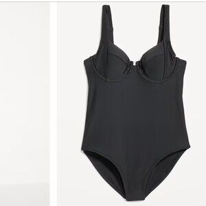 NWT Old Navy Underwire black One-Piece Swimsuit XS